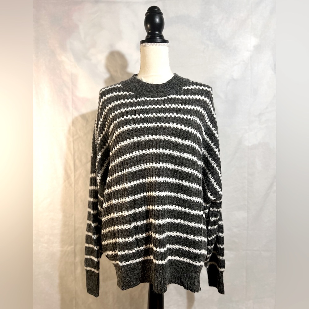 Plus Size Loose Fit Sweater 1X